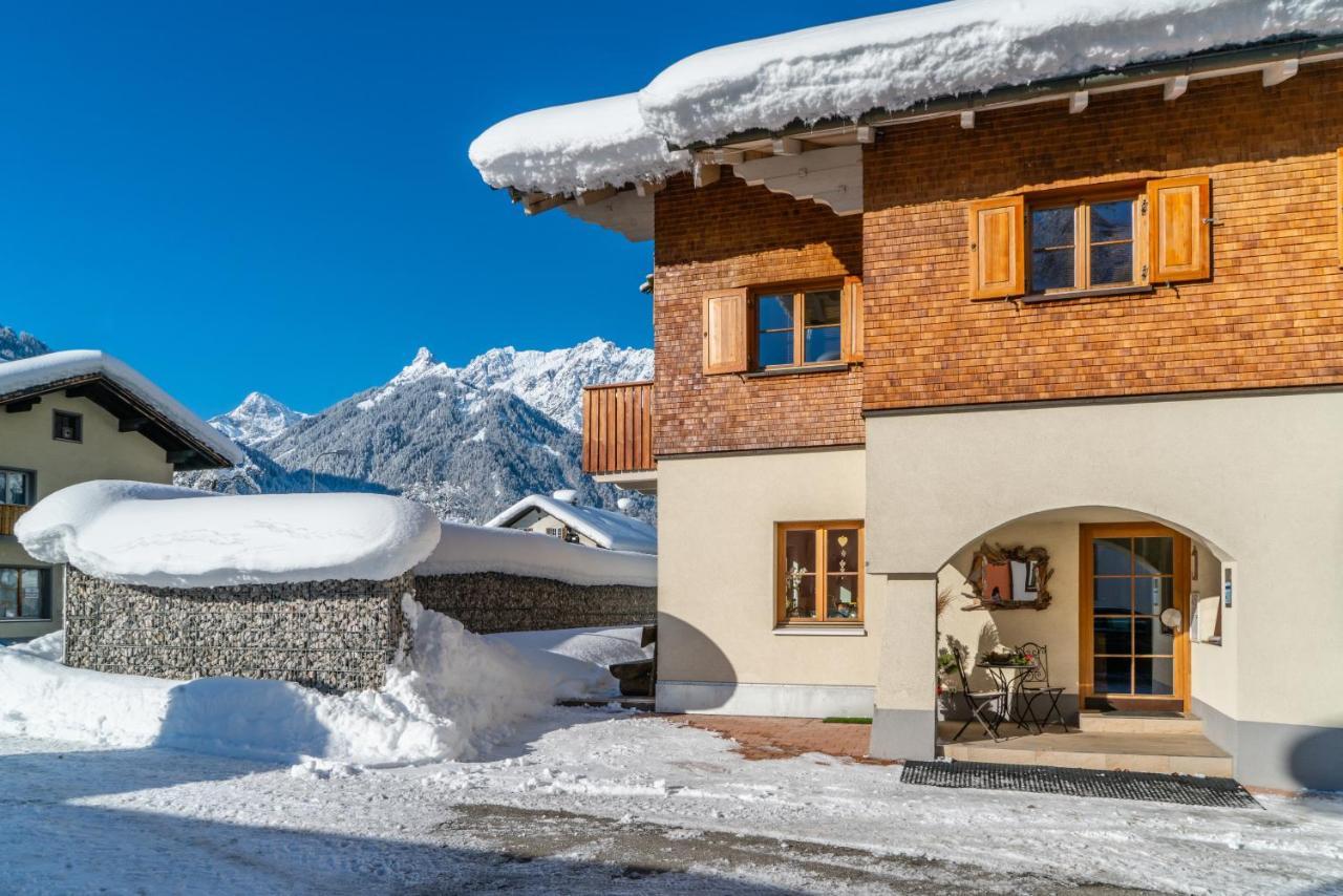 Hotel Pension Wilma Schruns Exterior photo